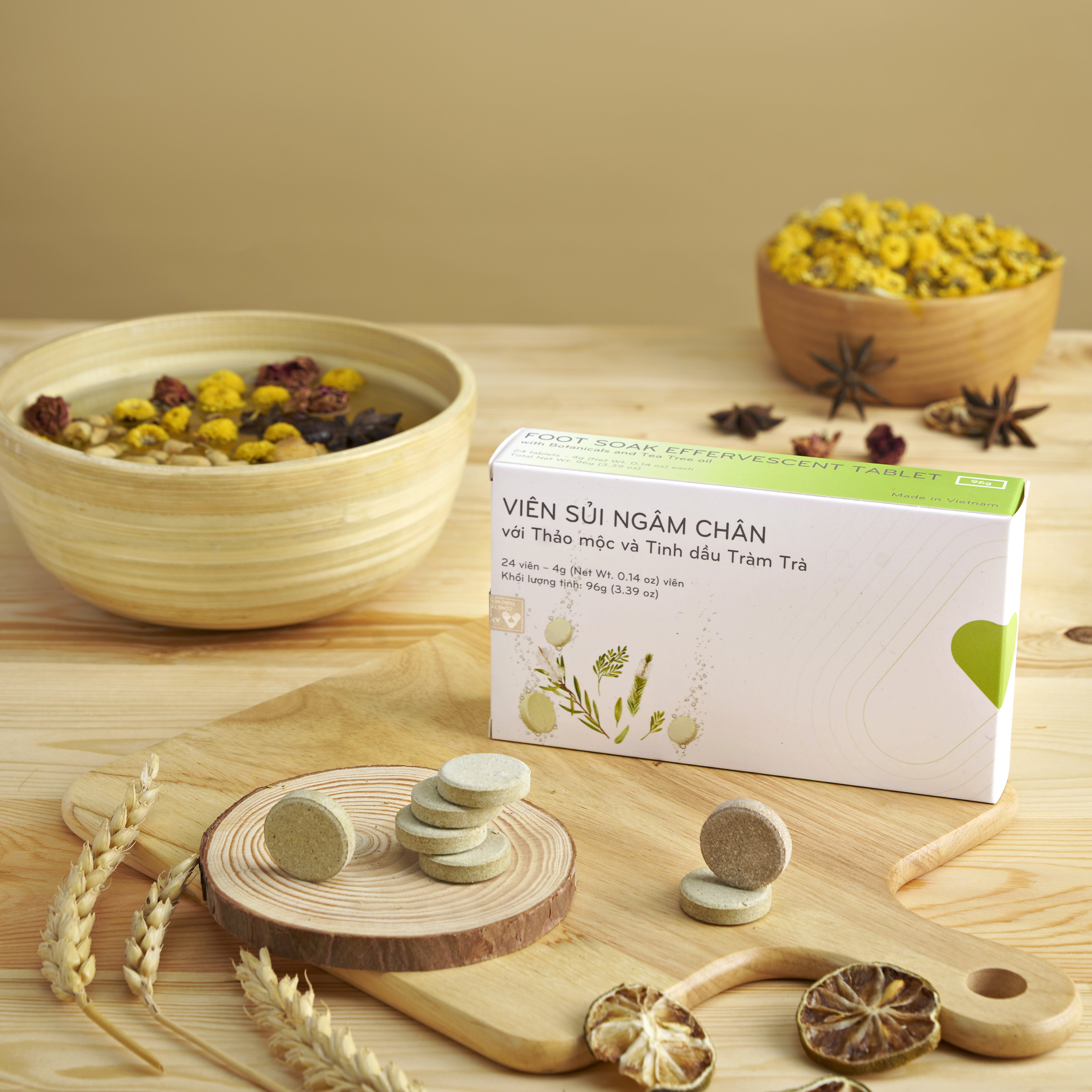 Viên sủi ngâm chân Thảo mộc và Tinh dầu Tràm trà