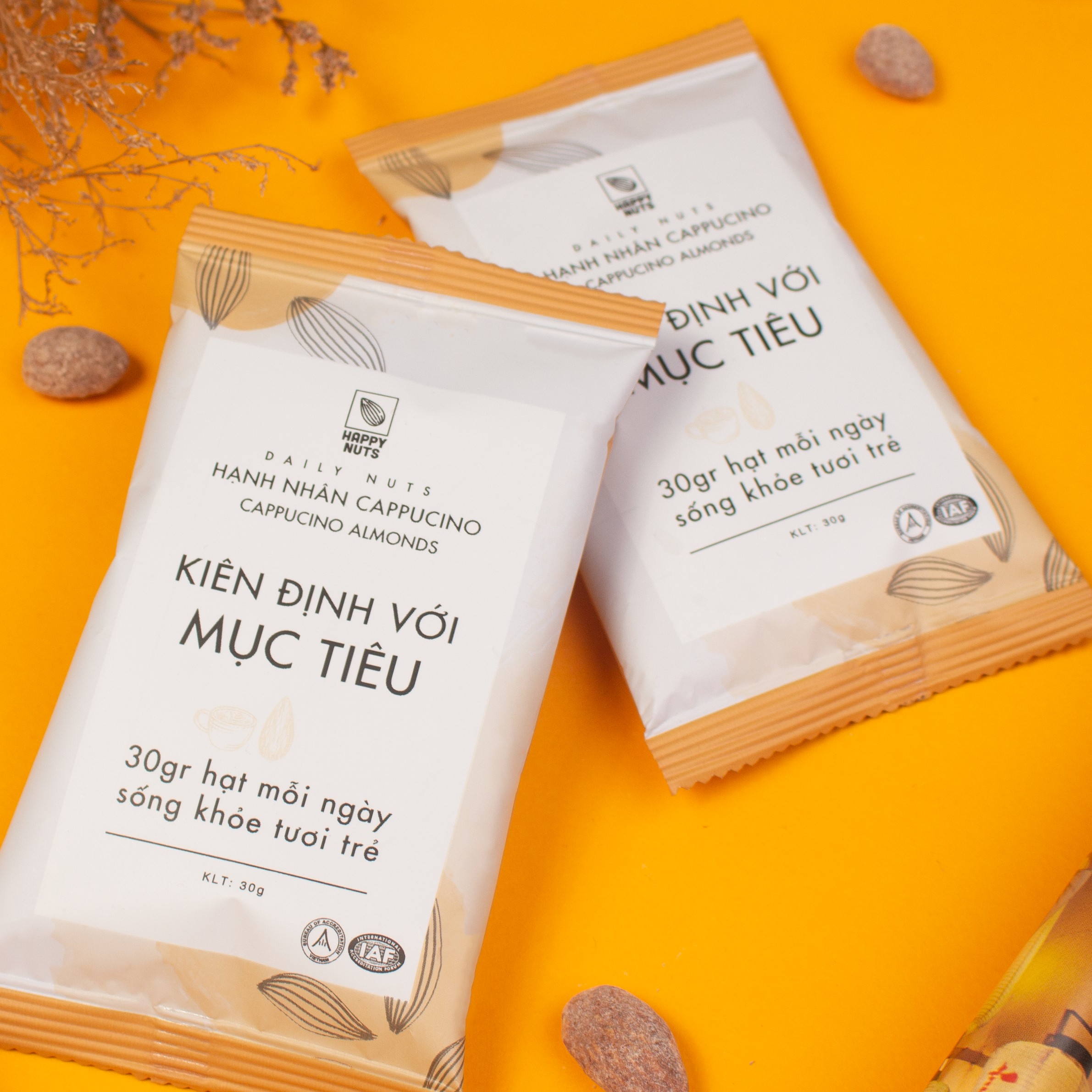 Daily nuts – Hạnh nhân Capuchino